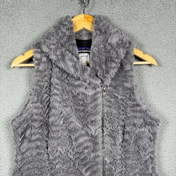 Patagonia Pelage Vest Womens Size Medium Gray Faux Fur Full Zip Shawl Neck - Picture 3 of 7